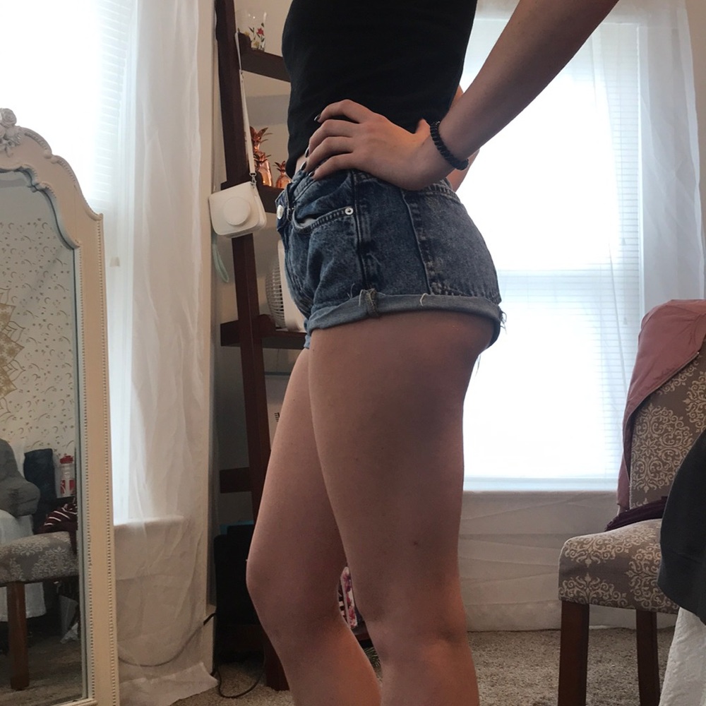 Short - Picture 2 of 3